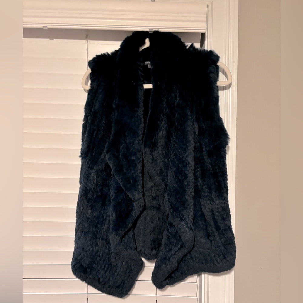 Vince navy rabbit fur vest